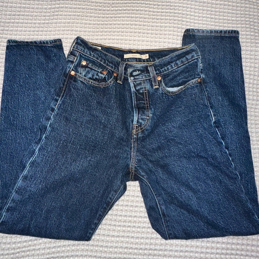 Levi Wedgie Fit Jeans